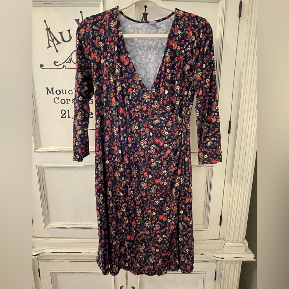 EUC Old Navy Maternity Dress